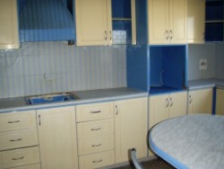 kitchen2.jpg
