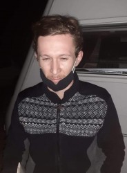 Escaped prisoner photo 2.jpg
