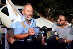 Matsakis demonstrating at Metehan.jpg